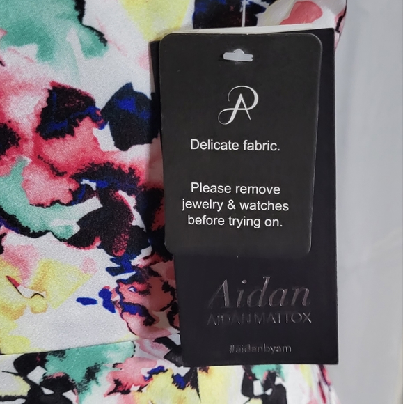 Aiden Mattox Women's NWT Satin Pleated Floral Sleeveless Midi Dress Size 2 - Picture 7 of 16